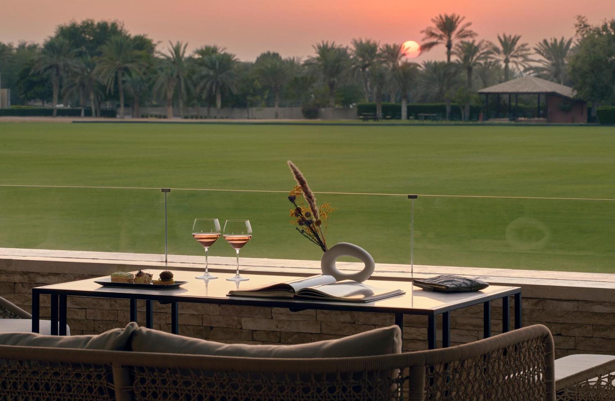 Meliá Desert Palm Member of Meliá Collection Dubái Exterior foto The Polo Lounge